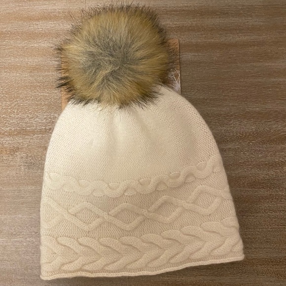 NWT White Pine 100% 2-Ply Cashmere Cream Knit Beanie / Stocking Hat - Picture 1 of 4